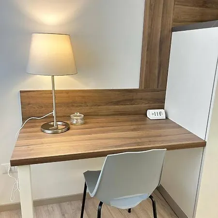 Apartament Square *